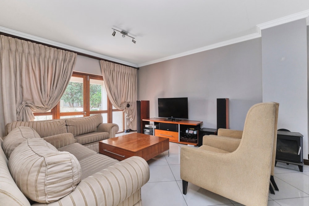 Garden apartment for sale in Rivonia - HP1708939 Garden apartment for sale in Rivonia - HP1708939