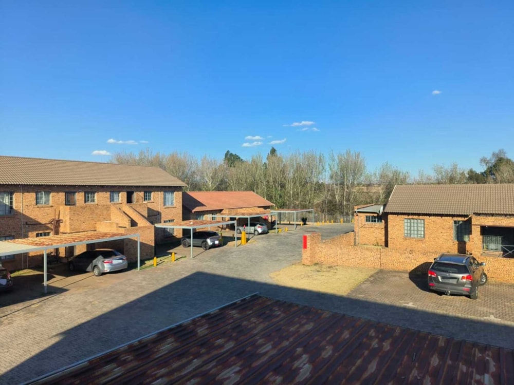 Apartment for sale in Meyerton South - 1VT1709013