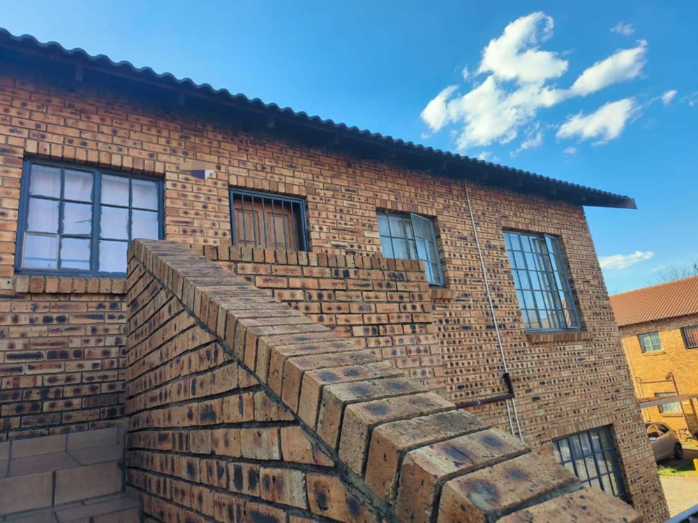 Apartment for sale in Meyerton South - 1VT1709013