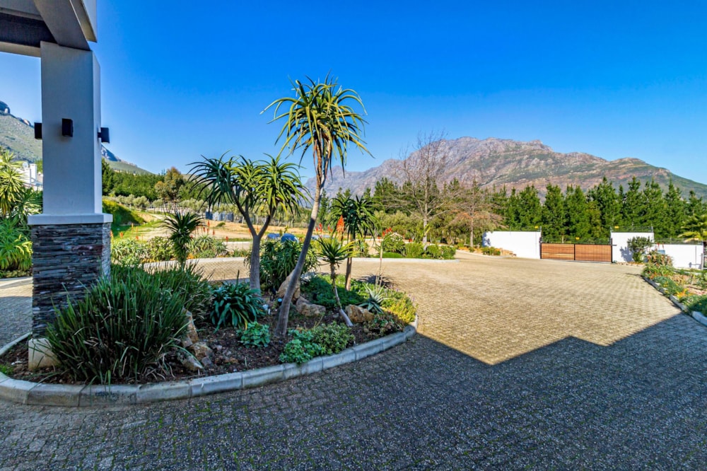 Apartment for sale in Stellenbosch - ST1709939