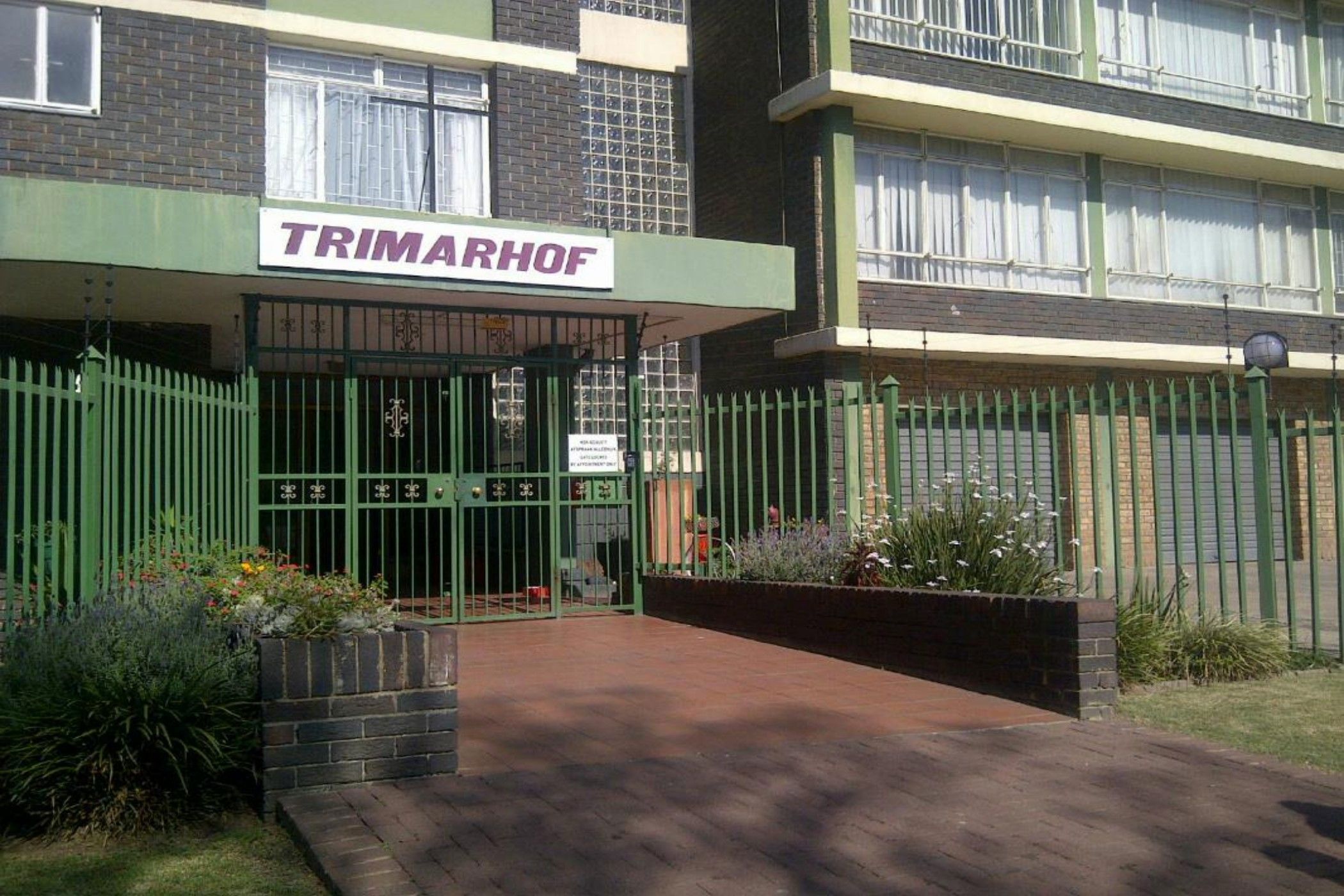 Security complex home for sale in Witbank (eMalahleni) - 1WD1709324