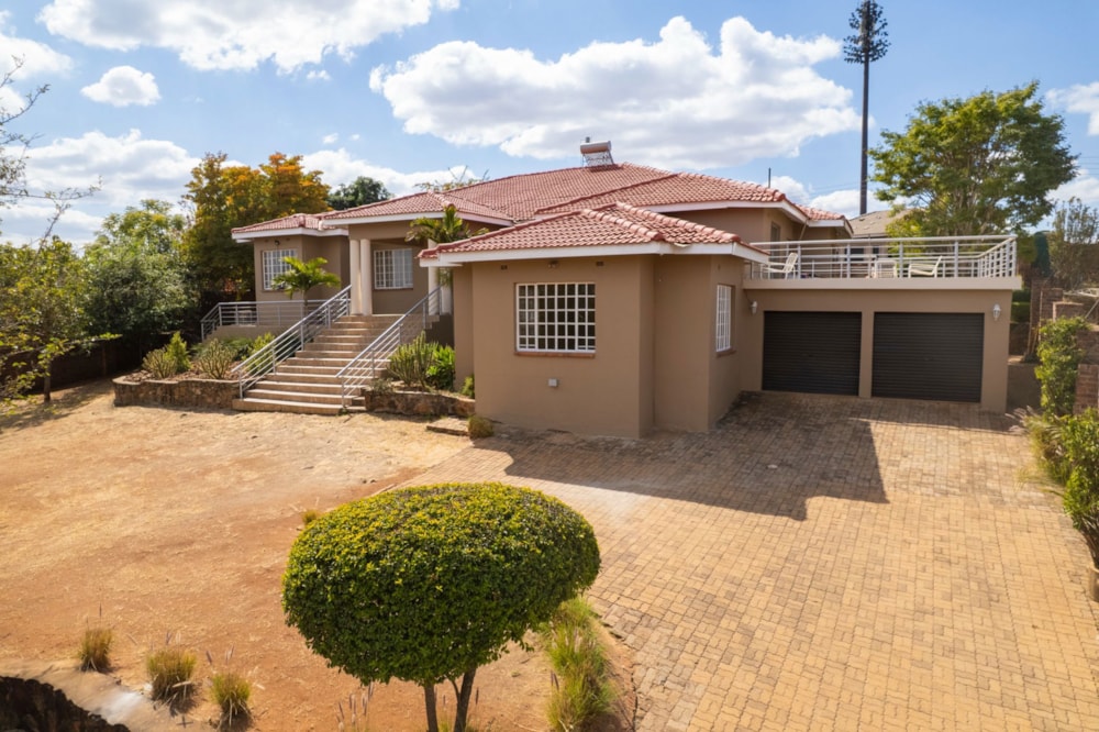 House for sale in Borrowdale, Zimbabwe - 3ZB1709106