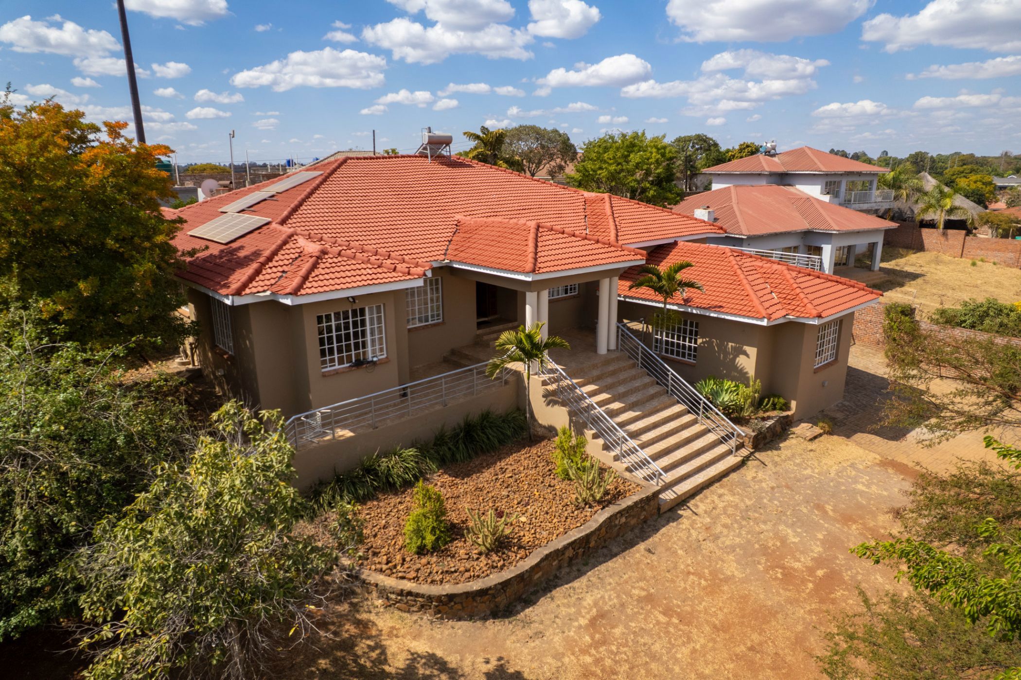 House for sale in Borrowdale, Zimbabwe - 3ZB1709106