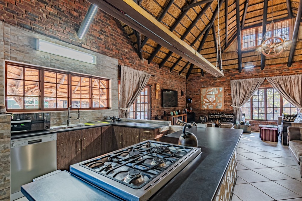 Smallholding for sale in Bultfontein, Pretoria North - PTM1709122