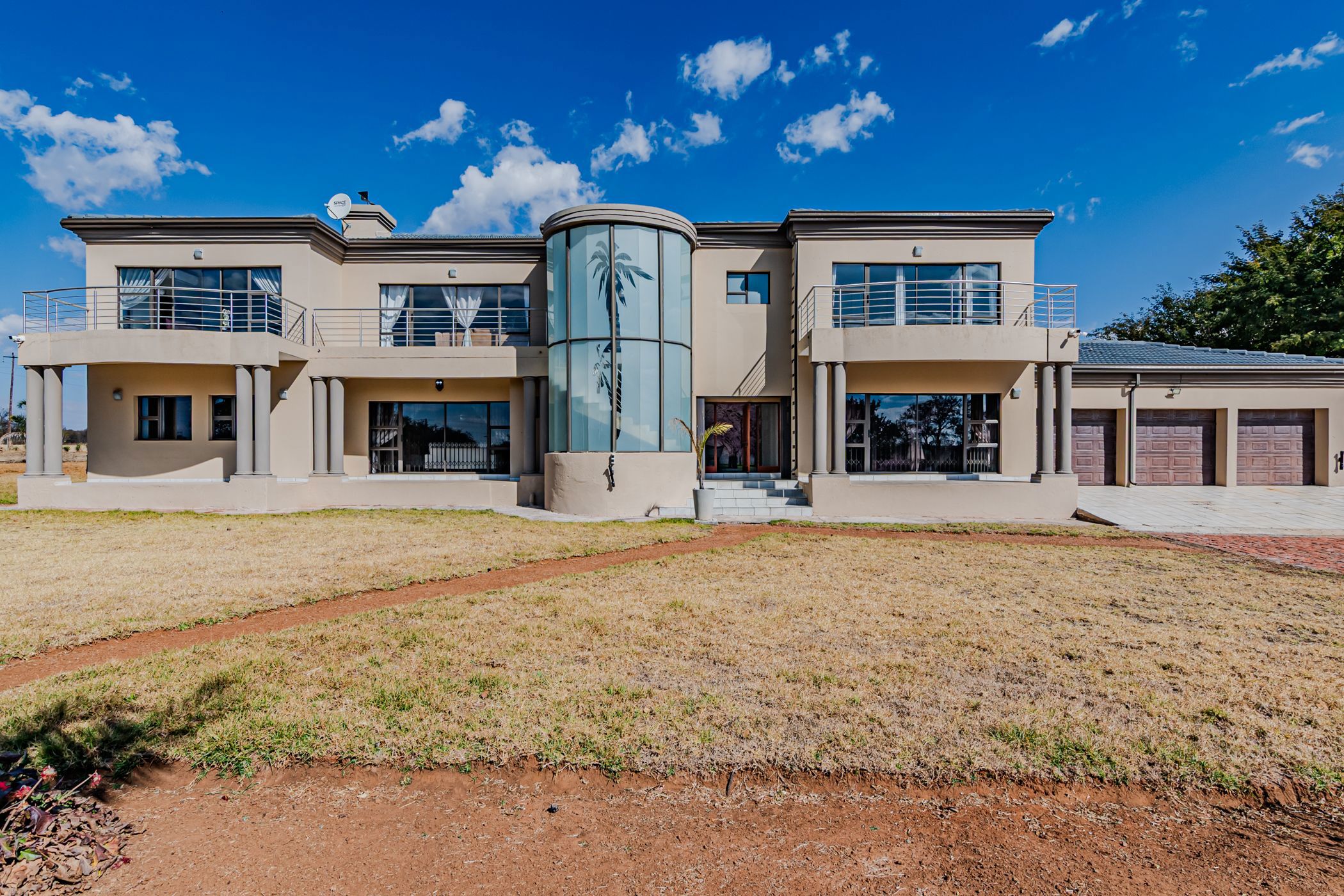 Smallholding for sale in Kameelfontein - PTM1709137