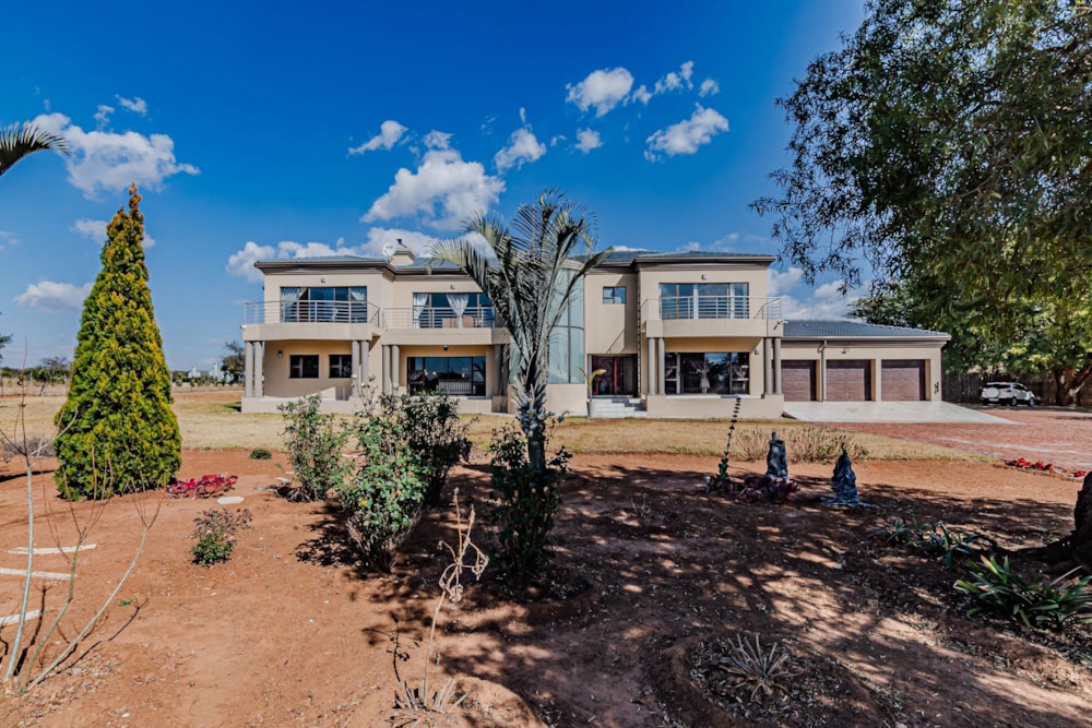 Smallholding for sale in Kameelfontein - PTM1709137 Smallholding for sale in Kameelfontein - PTM1709137