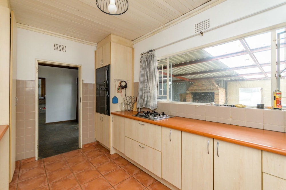 House for sale in Aston Manor - KTP1709212