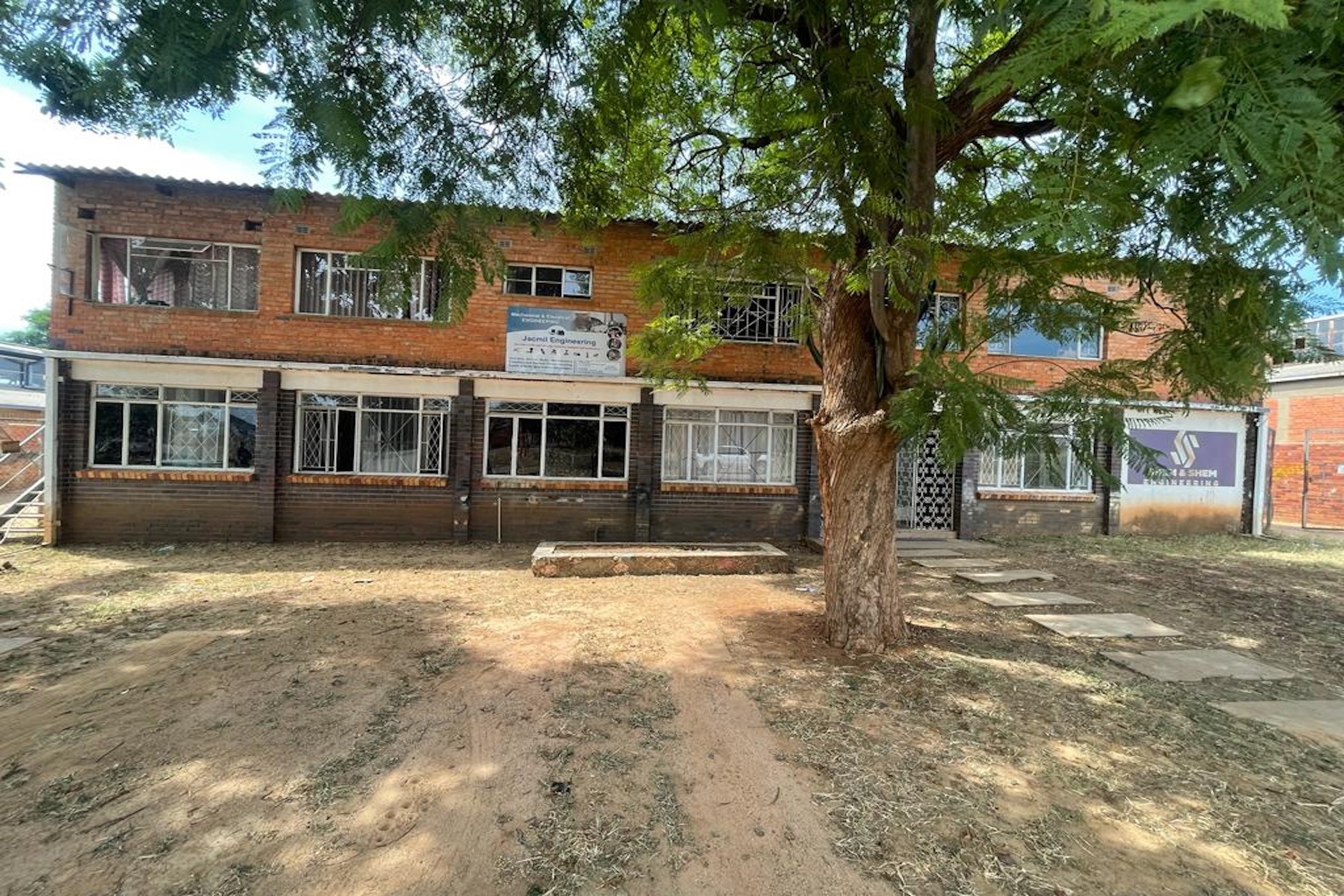 Commercial Building for sale in Matabeleland, Zimbabwe - 3ZB1709269