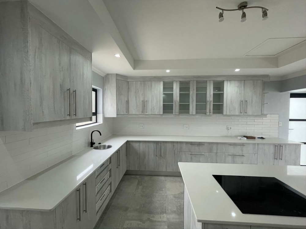 House for sale in Mile 4, Namibia - 3NM1709234