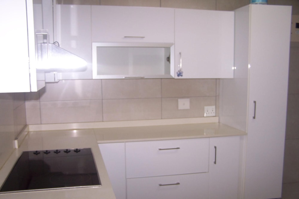 Townhouse let in Beverley Hills, Westville - 1WP1709253 Townhouse let in Beverley Hills, Westville - 1WP1709253