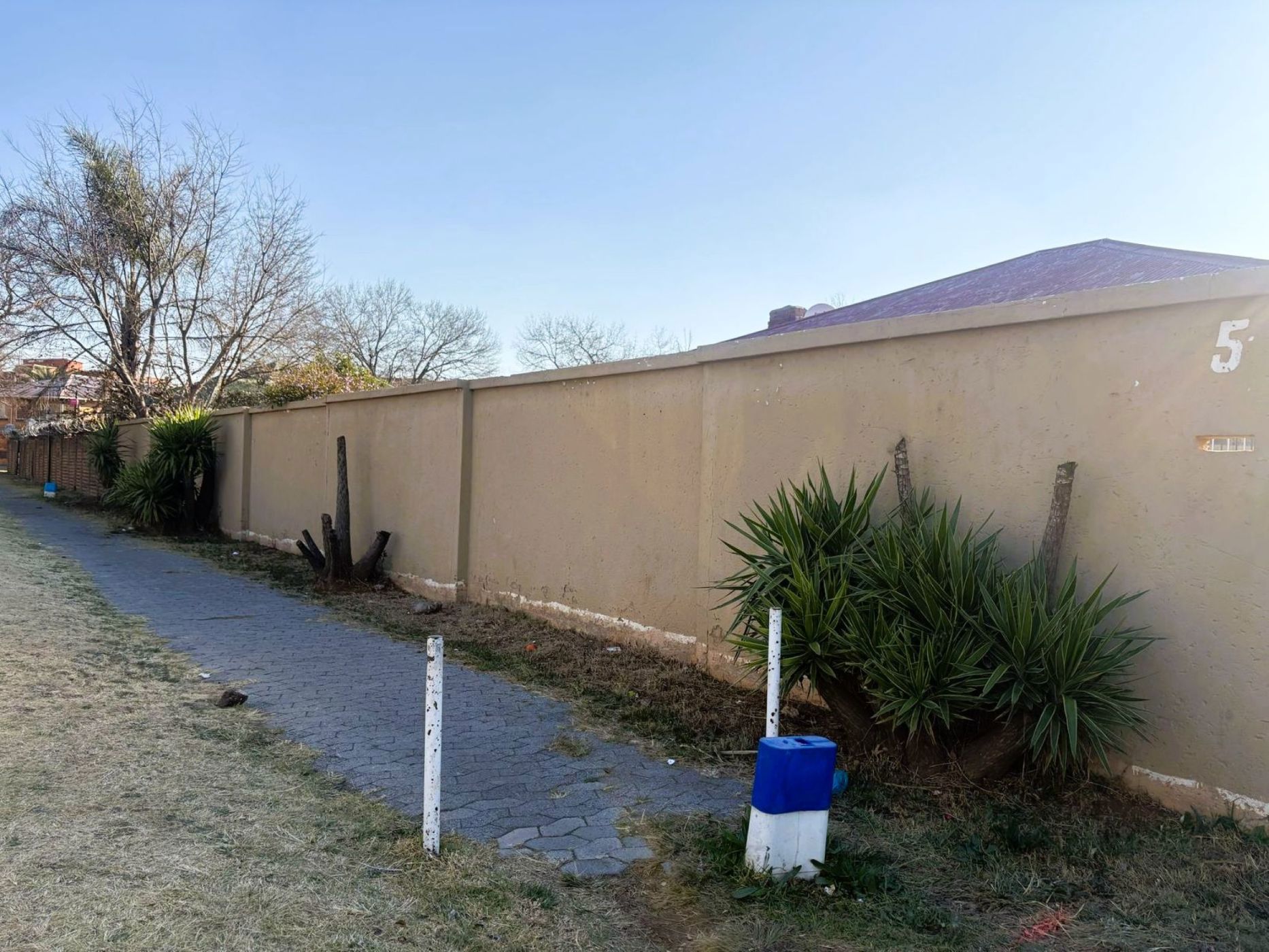 House for sale in The Hill, Johannesburg - 1GV1709293