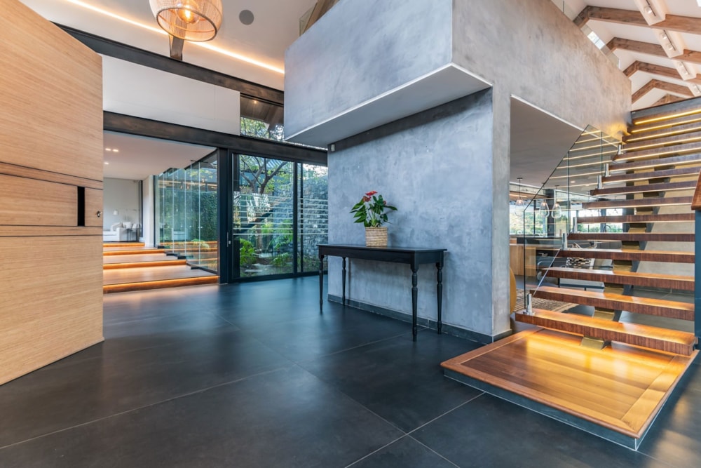 House to rent in Constantia, Cape Town - RBL1710133