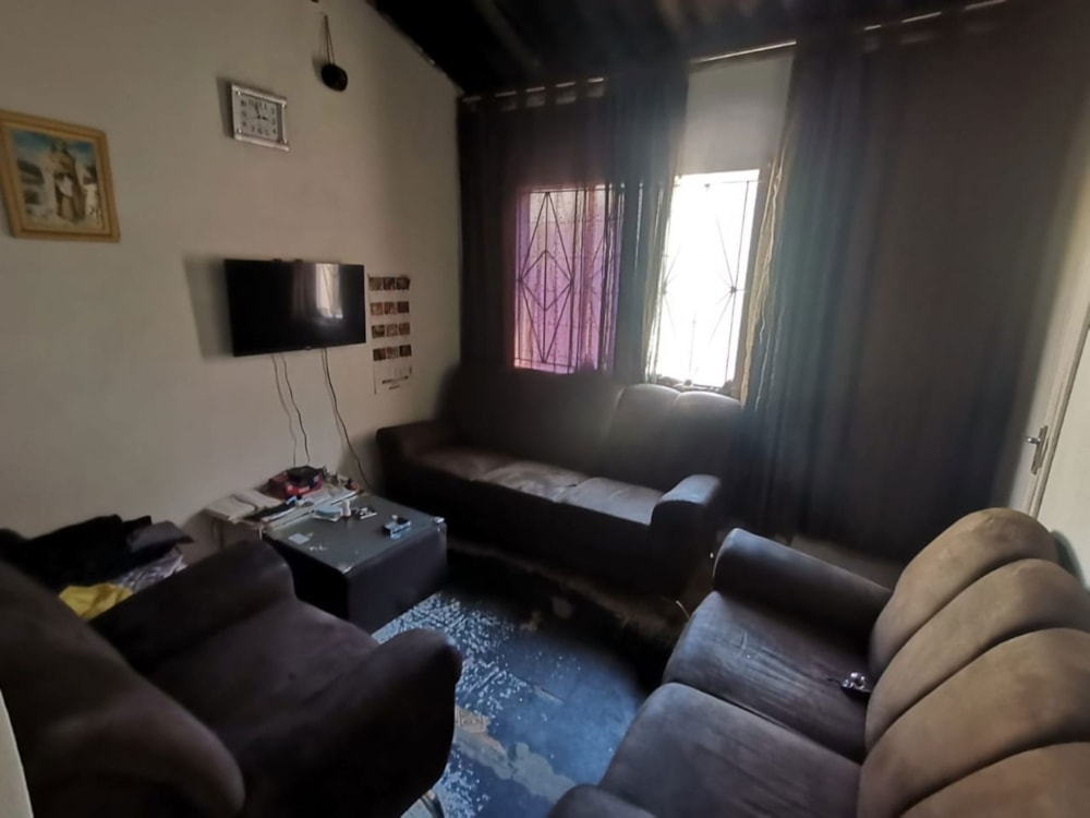 House for sale in Trenance Manor - 1DA1709410