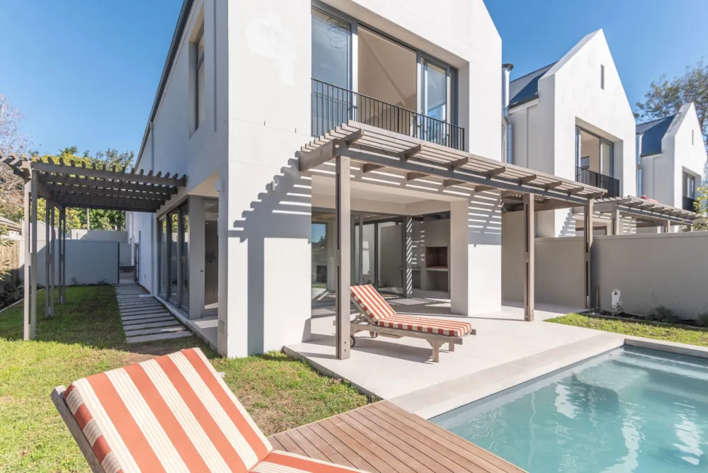 Double-storey house sold in Constantia Upper - KW1709616 Double-storey house sold in Constantia Upper - KW1709616