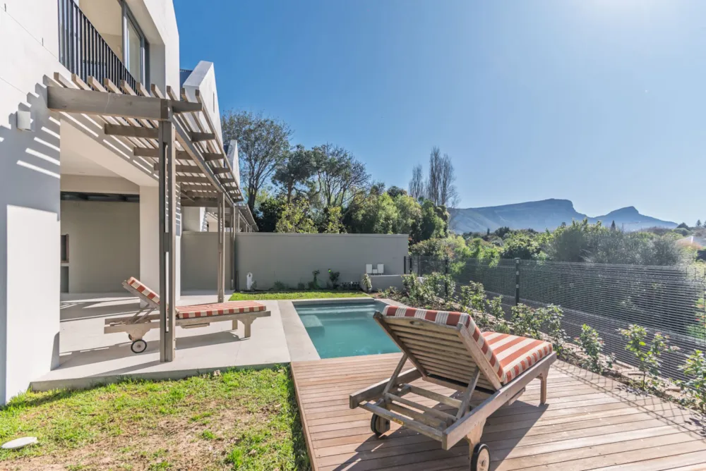 Double-storey house sold in Constantia Upper - KW1709616 Double-storey house sold in Constantia Upper - KW1709616