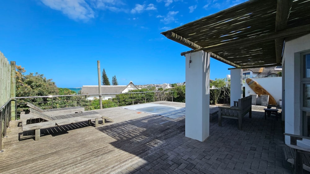 Double-storey house sold in Village - 1SA1709343 Double-storey house sold in Village - 1SA1709343