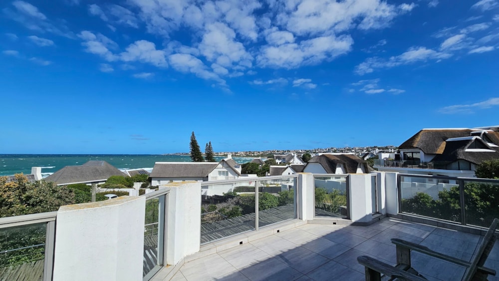 Double-storey house sold in Village - 1SA1709343 Double-storey house sold in Village - 1SA1709343