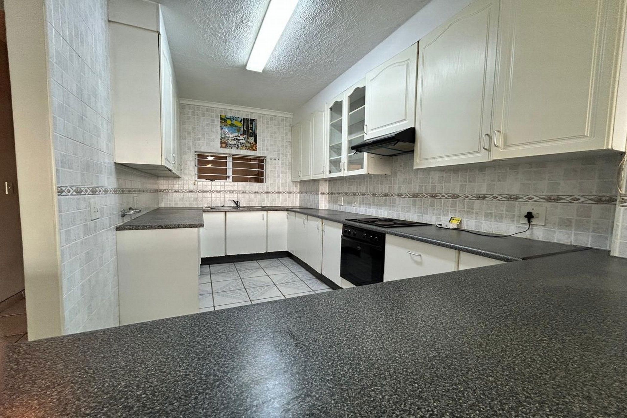 Apartment let in Amanzimtoti - 1WB1717676