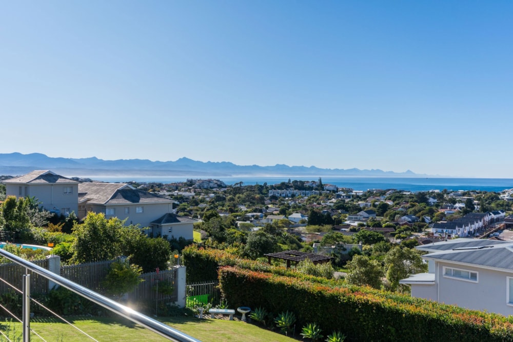 Double-storey house for sale in Whale Rock - 1KG1707996 Double-storey house for sale in Whale Rock - 1KG1707996