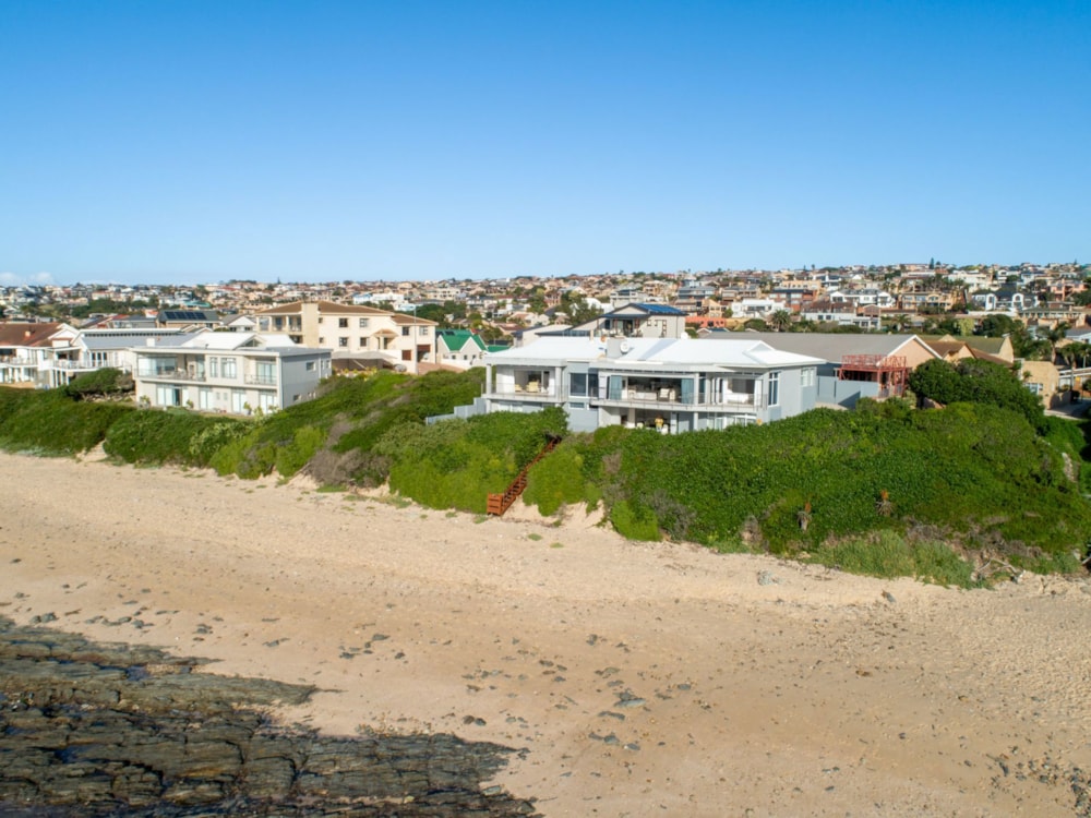 Beachfront villa for sale in Wave Crest - 1JF1704821