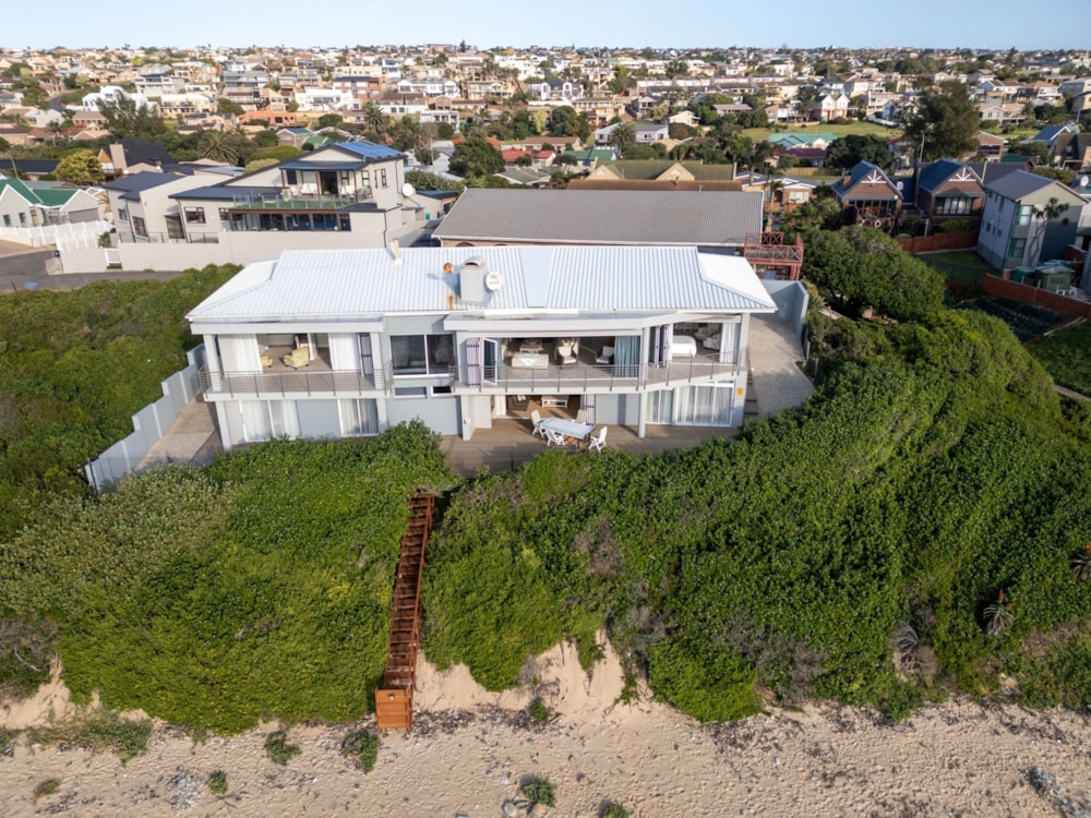 Beachfront villa for sale in Wave Crest - 1JF1704821