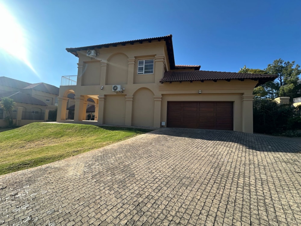 Cluster to rent in Waterkloof Ridge - PTL1706121 Cluster to rent in Waterkloof Ridge - PTL1706121