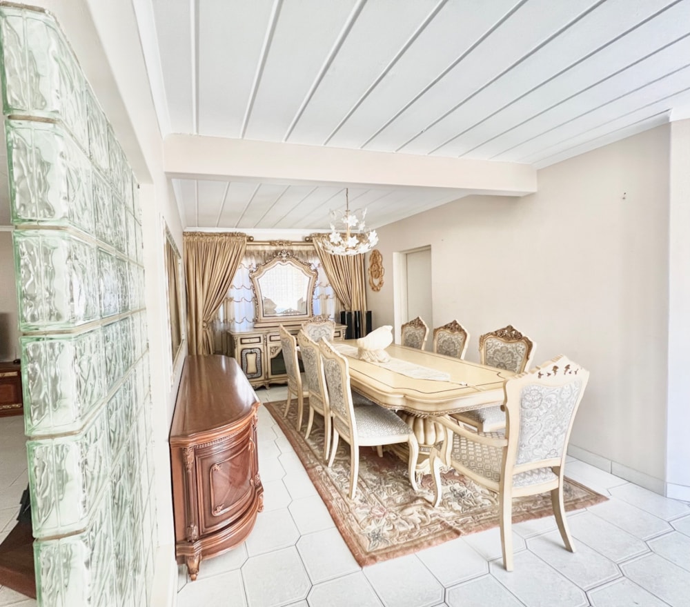 Double-storey house for sale in Bester - PRN1706737