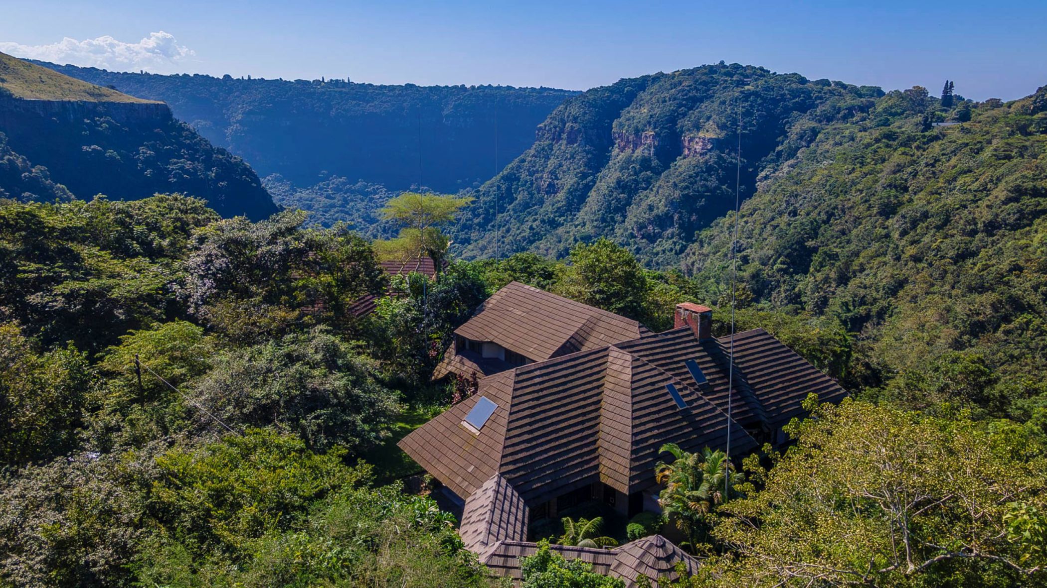 Security complex home for sale in Kloof - 1KF1709161