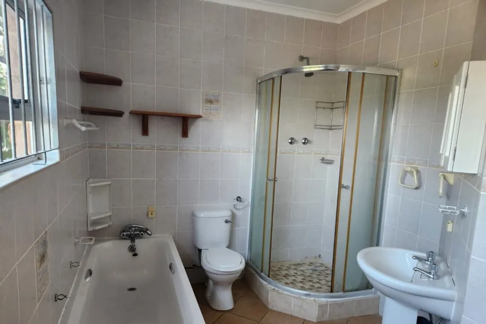 Cottage to rent in Amanzimtoti - 1WB1750783 Cottage to rent in Amanzimtoti - 1WB1750783