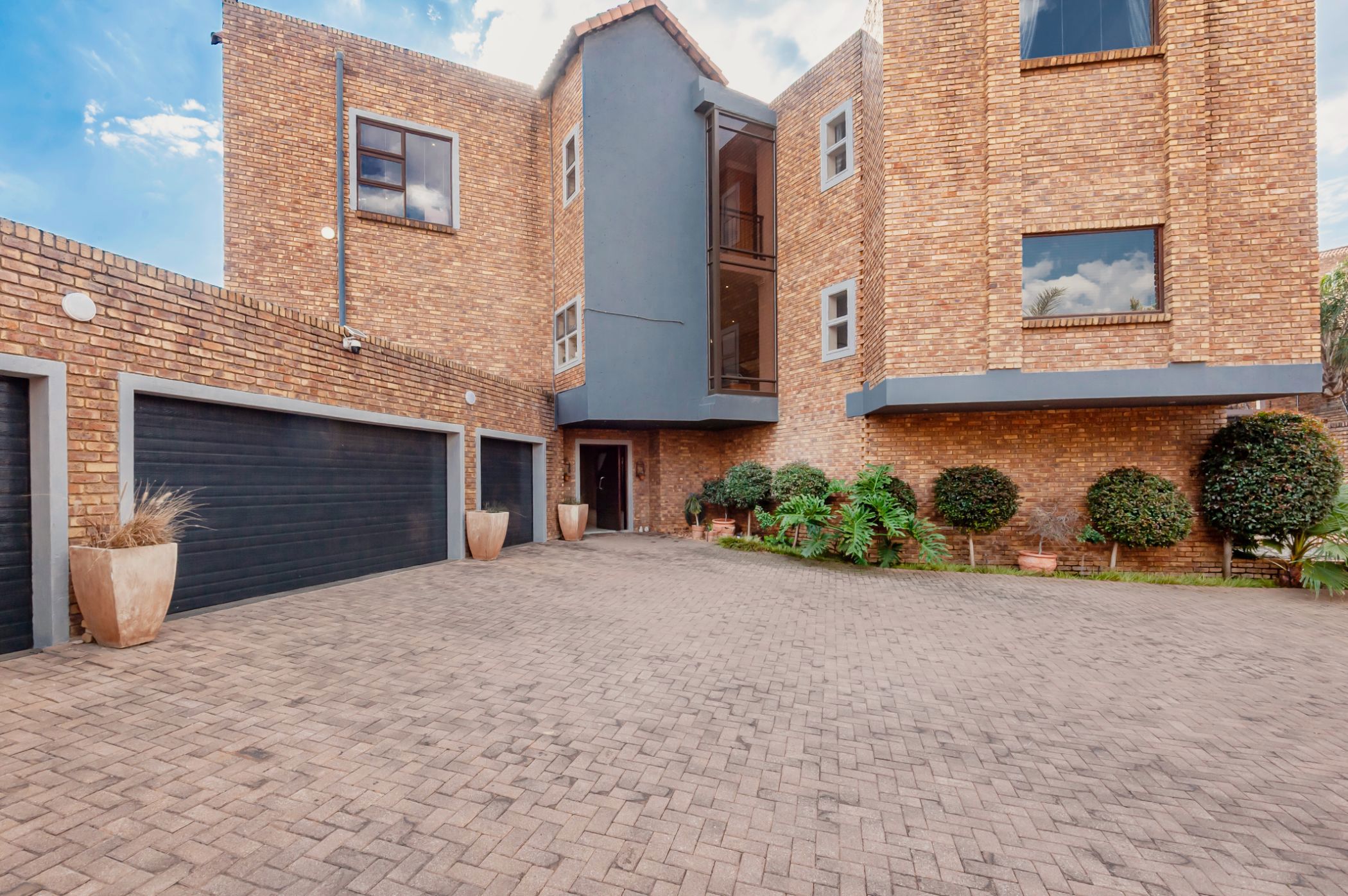 Multi-storey house for sale in Meyersdal - 1GV1708307