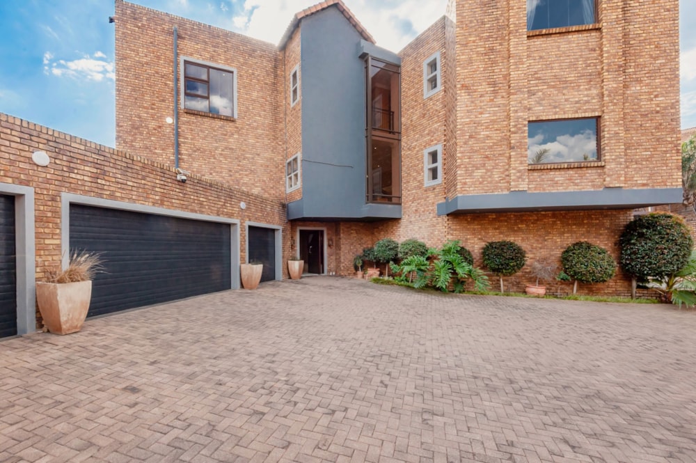 Multi-storey house for sale in Meyersdal - 1GV1708307