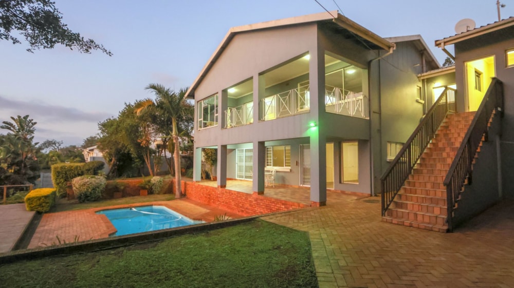 Double-storey house for sale in Glenashley - 1ND1696925 Double-storey house for sale in Glenashley - 1ND1696925