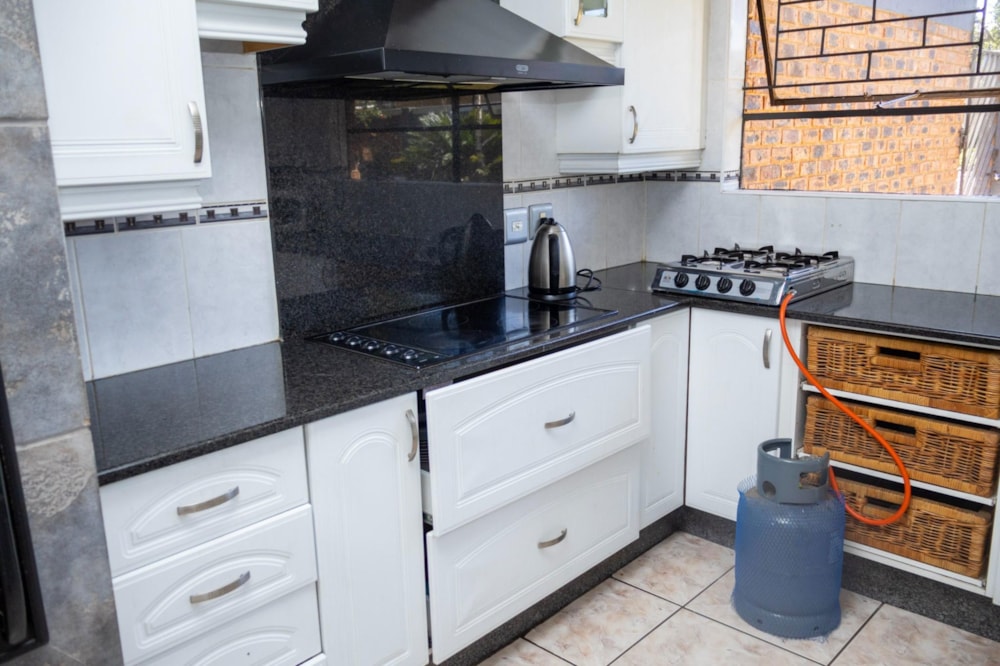 House for sale in Sunward Park - BOK1708102