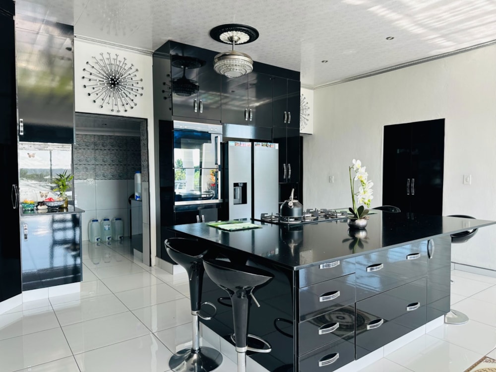 House for sale in Meer en See - 1RY1708880 House for sale in Meer en See - 1RY1708880