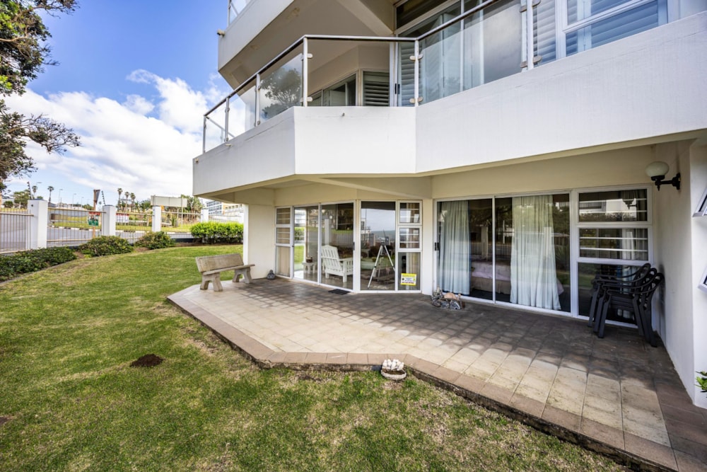 Apartment for sale in Gonubie - 1EZ1708814