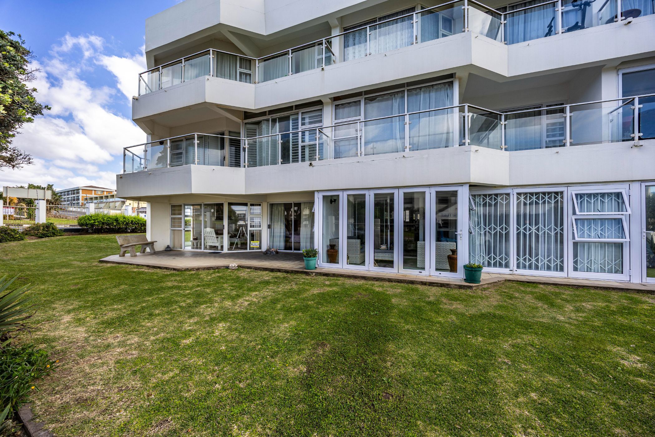 Apartment for sale in Gonubie - 1EZ1708814