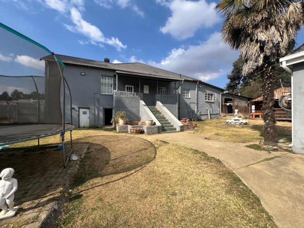 House for sale in Machadodorp, Mpumalanga - 1DS1736326