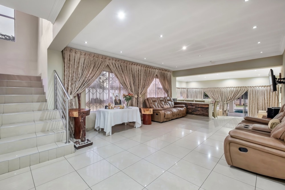 Double-storey house for sale in Kelvin - HP1709294 Double-storey house for sale in Kelvin - HP1709294