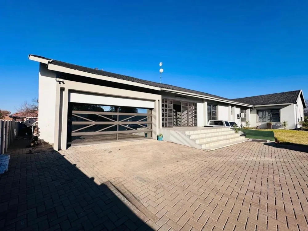 House sold in Middelburg South (Mpumalanga South)  - 1MD1706188