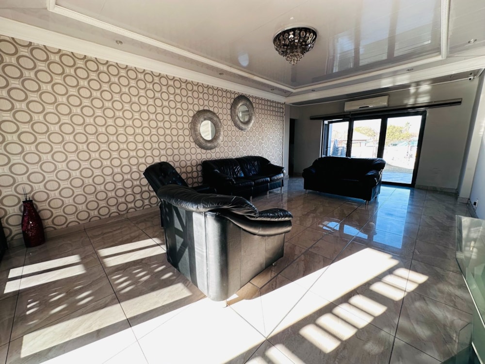 House for sale in Middelburg South (Mpumalanga South)  - 1MD1706188