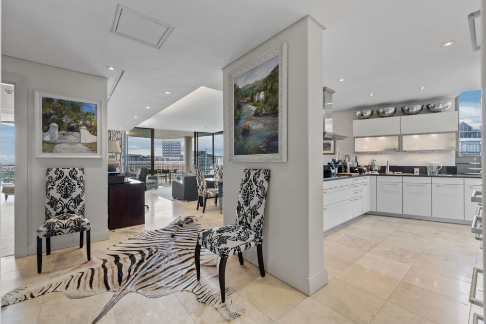 Apartment sold in Waterfront, Cape Town - AS1707525