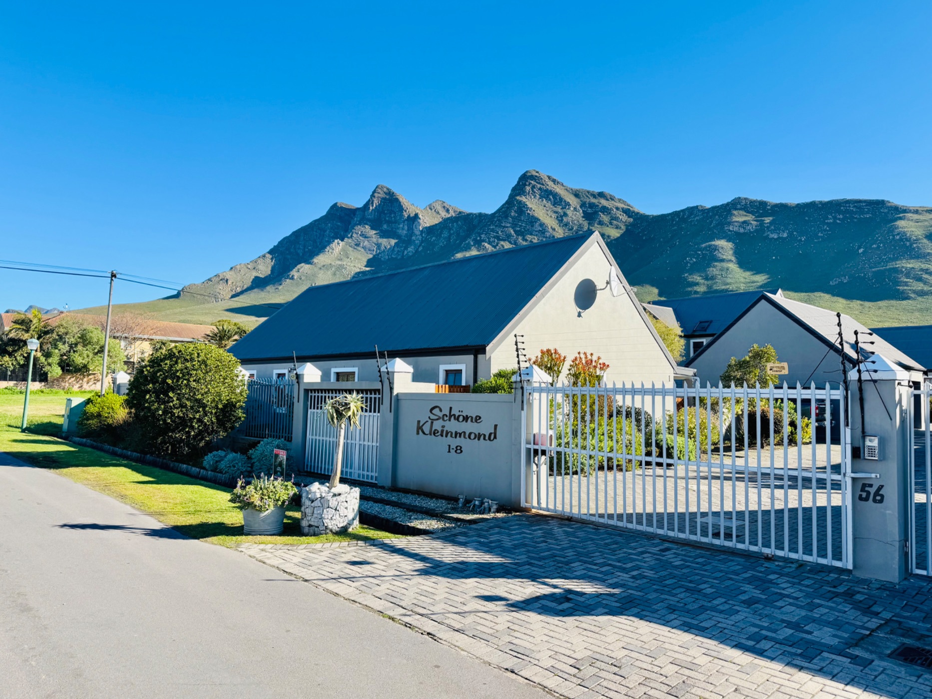 Security complex home for sale in Kleinmond - KN1705732