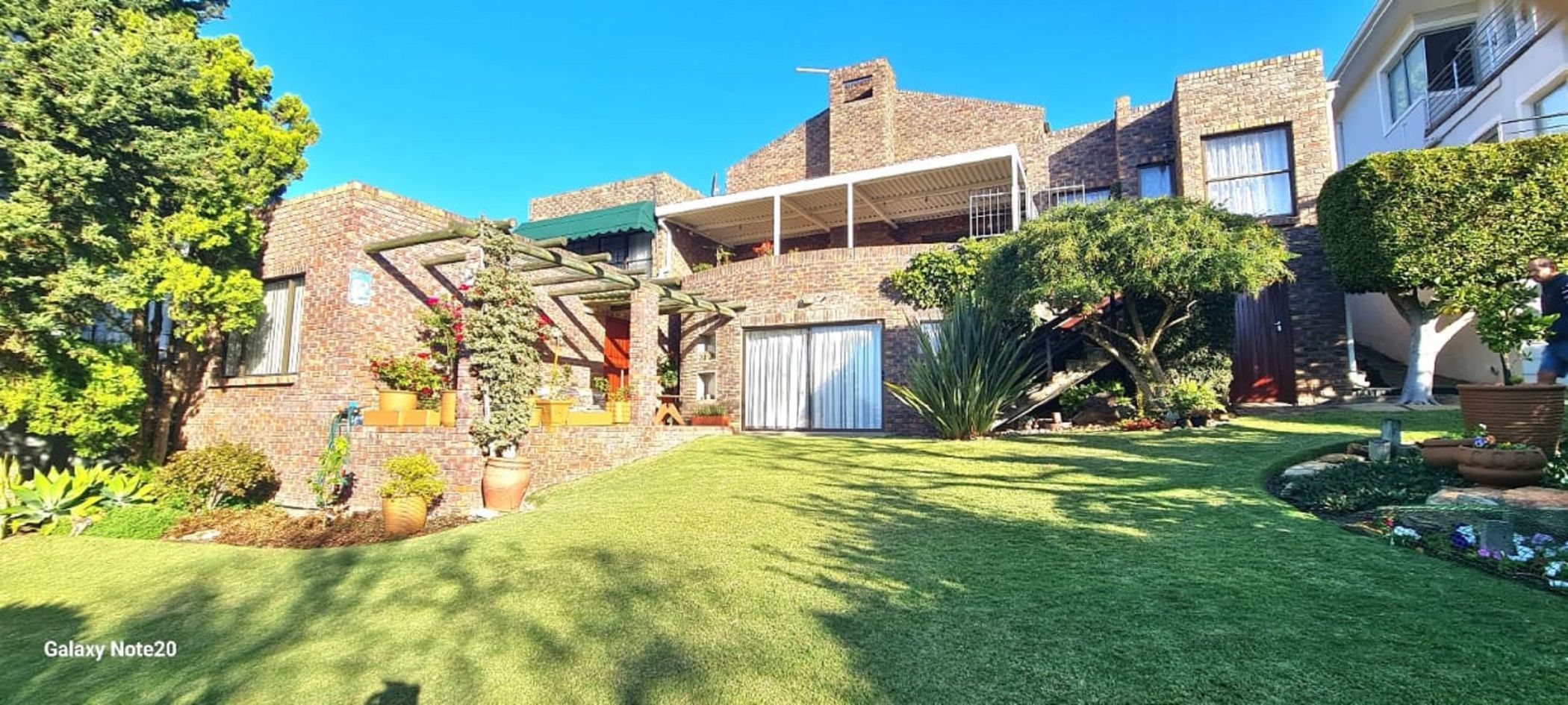 House for sale in Wave Crest - 1JF1715016