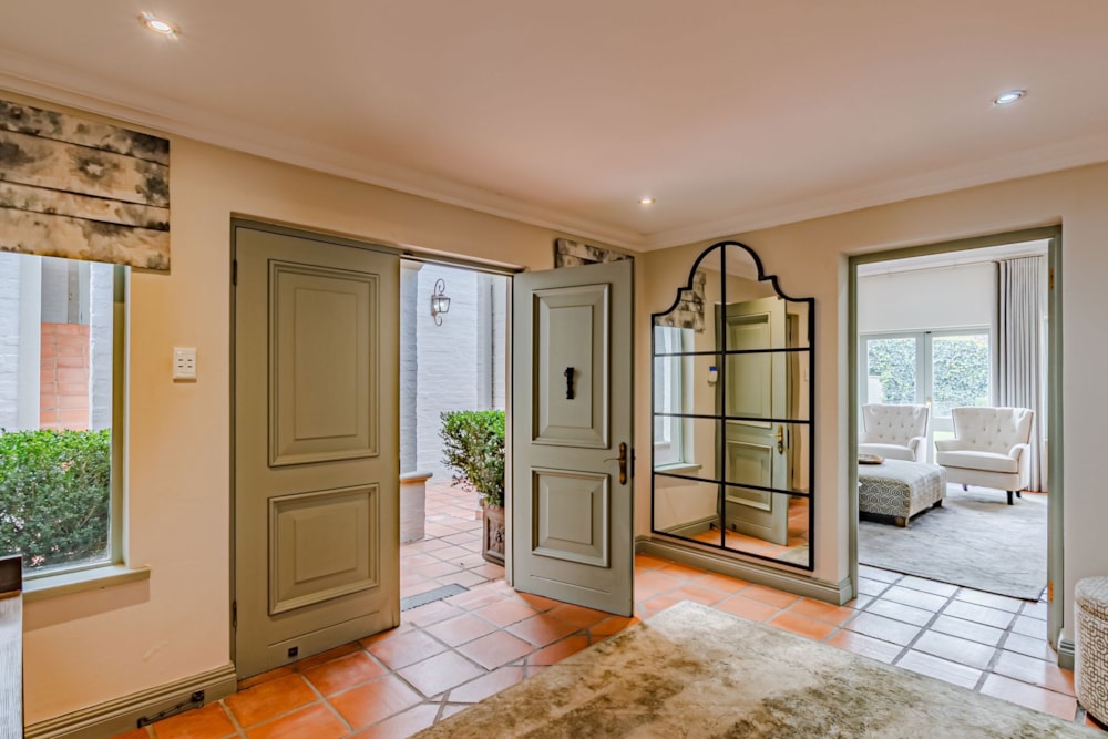 House for sale in Cornwall Hill - CN1706956