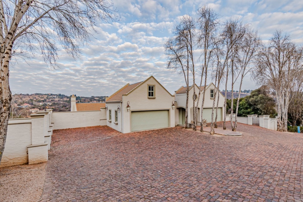 House for sale in Cornwall Hill - CN1706956