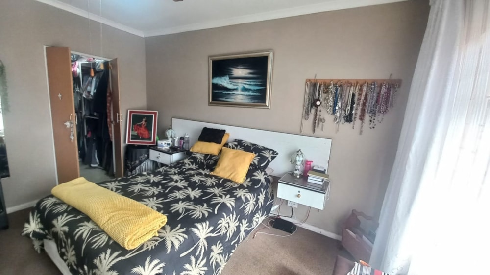 House for sale in Petersfield - 1SP1709522