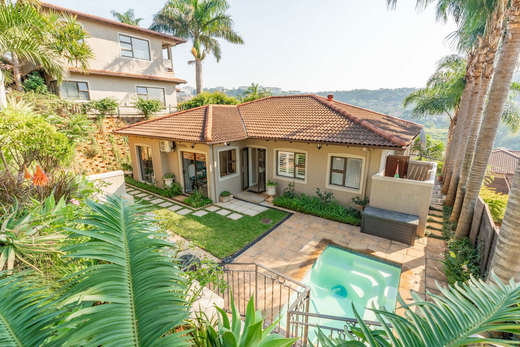 Townhouse for sale in La Lucia - 1ND1706293