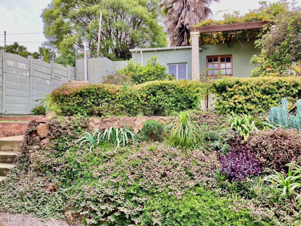 House for sale in Kensington, Bedfordview Area - BED1694867 House for sale in Kensington, Bedfordview Area - BED1694867