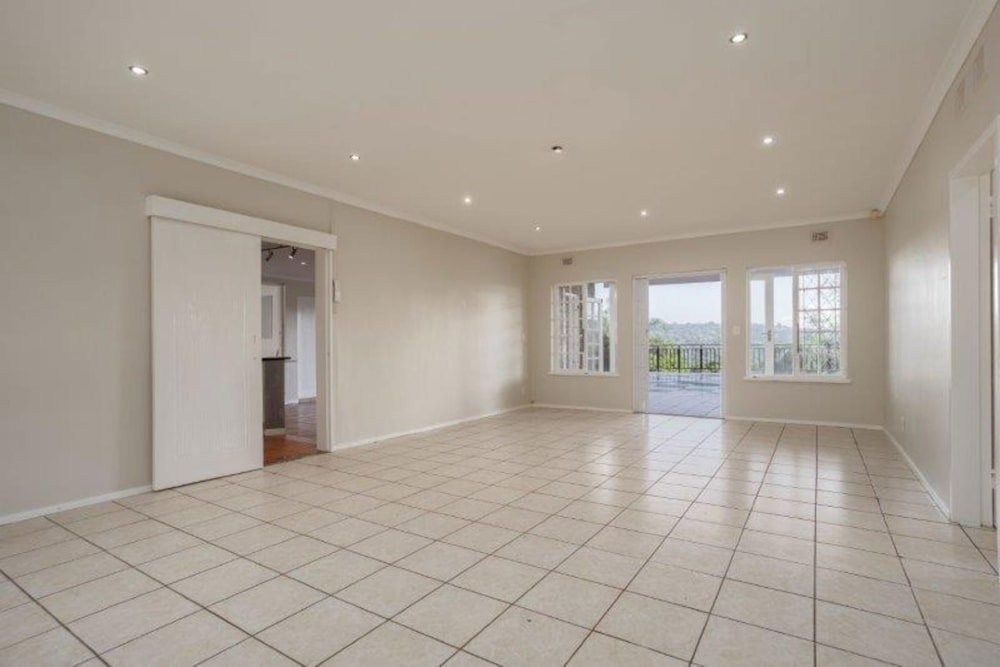 Single-storey house sold in Westville - 1WP1706446 Single-storey house sold in Westville - 1WP1706446