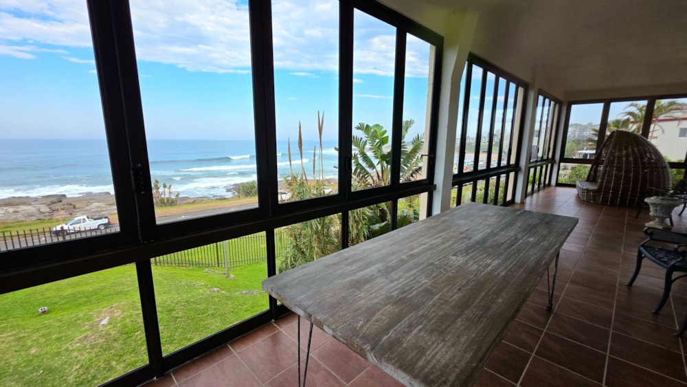 Apartment for sale in Uvongo - 1PSH1708215